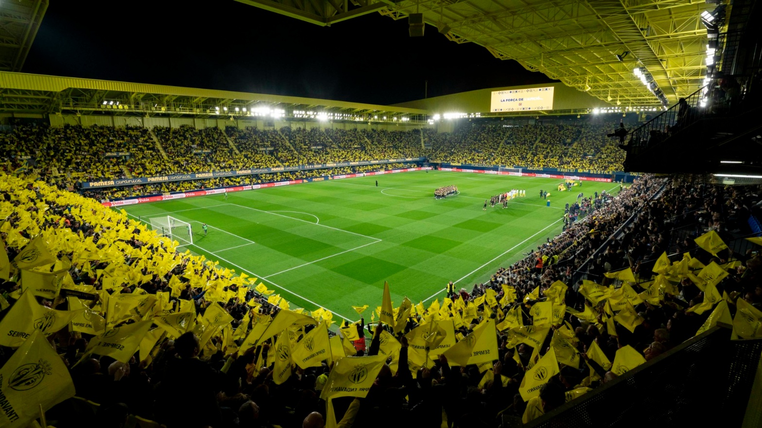 Estadio de la Cerámica on matchday